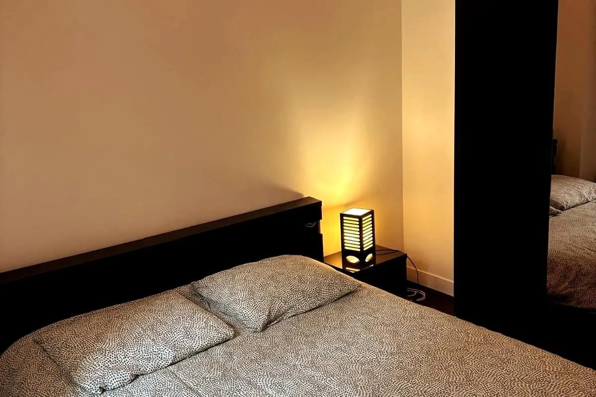 Pleasant Apt Wagram Neighborhood Paris